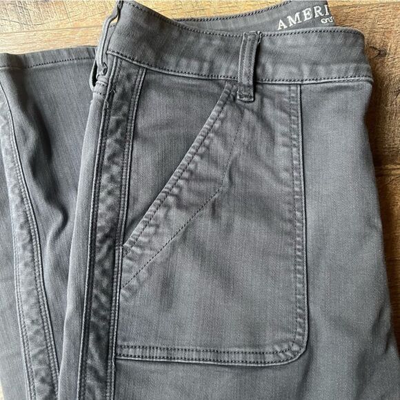 AE🦅 stretch women’s Next level stretch Jegging Crop Charcoal Grey Sz 12 EUC - Picture 14 of 15